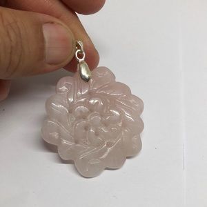 Rose quarts carved pendant, old
